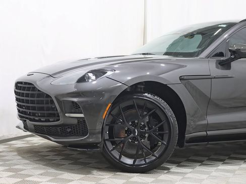 Used 2025 Aston Martin DBX 707 AWD/4WD image 6