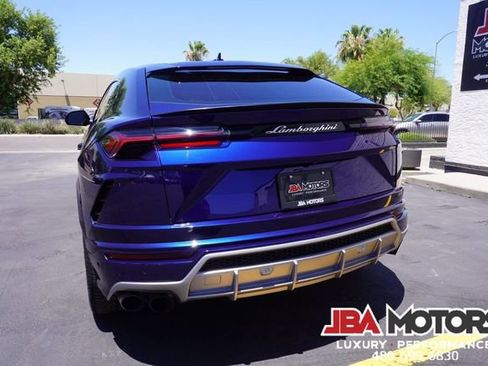 Used 2021 Lamborghini Urus AWD/4WD image 52
