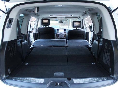 Used 2018 Nissan Armada Platinum w/ Interior Lighting Package AWD/4WD image 35