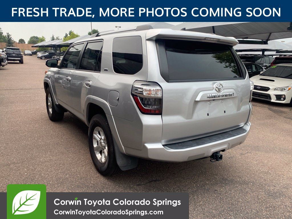 Used 2021 Toyota 4Runner SR5 Premium w/ Moonroof Package AWD/4WD image 6
