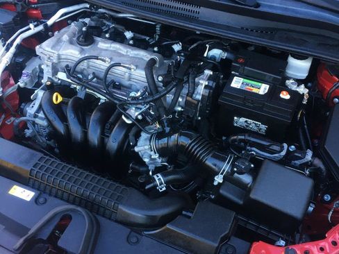 Used 2020 Toyota Corolla LE FWD image 25