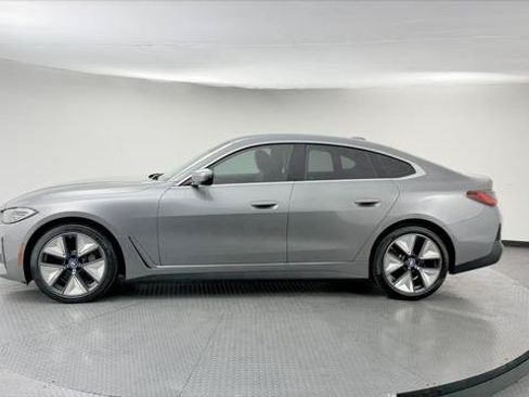 Used 2023 BMW i4 eDrive35 RWD image 3