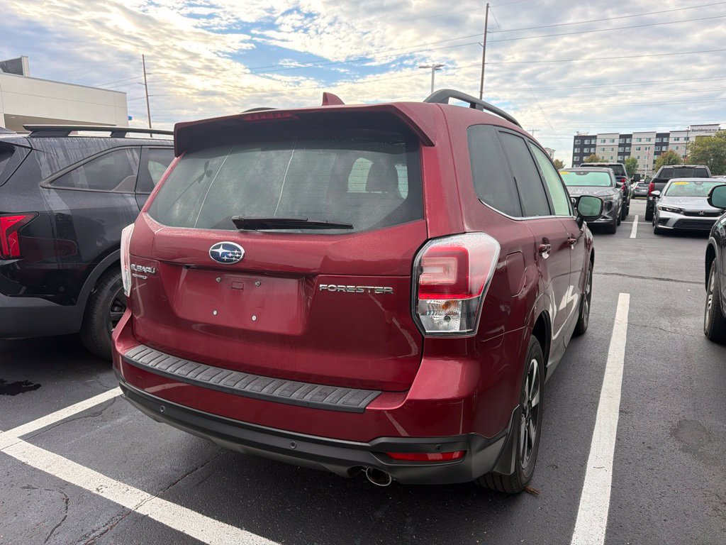 Used 2018 Subaru Forester 2.5i Limited AWD/4WD image 3
