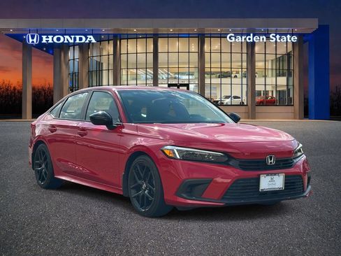Used 2024 Honda Civic Sport image 2