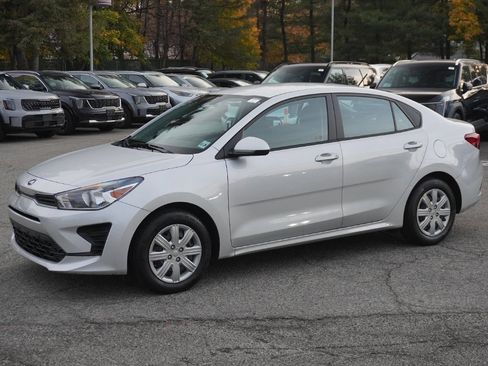 Used 2021 Kia Rio LX image 5