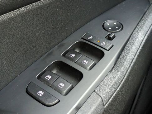 Used 2024 Kia Sportage LX image 23