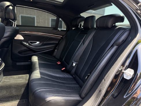 Used 2015 Mercedes-Benz S 550 Sedan image 15