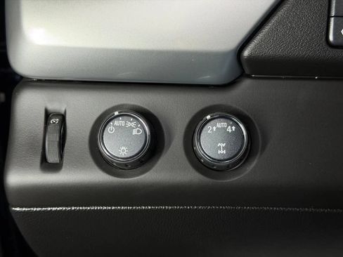 Used 2019 Chevrolet Tahoe LT AWD/4WD image 35