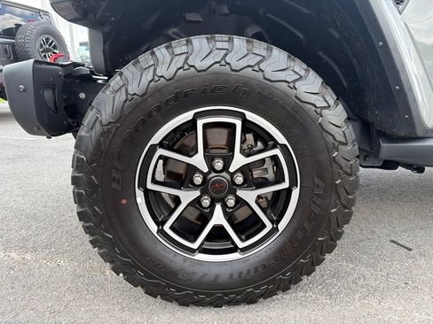 Used 2020 Jeep Wrangler Rubicon AWD/4WD image 12