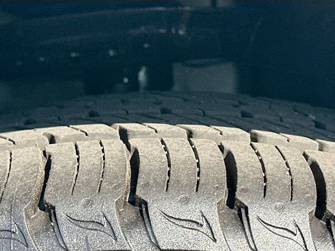 Used 2023 Chevrolet Equinox LT image 31