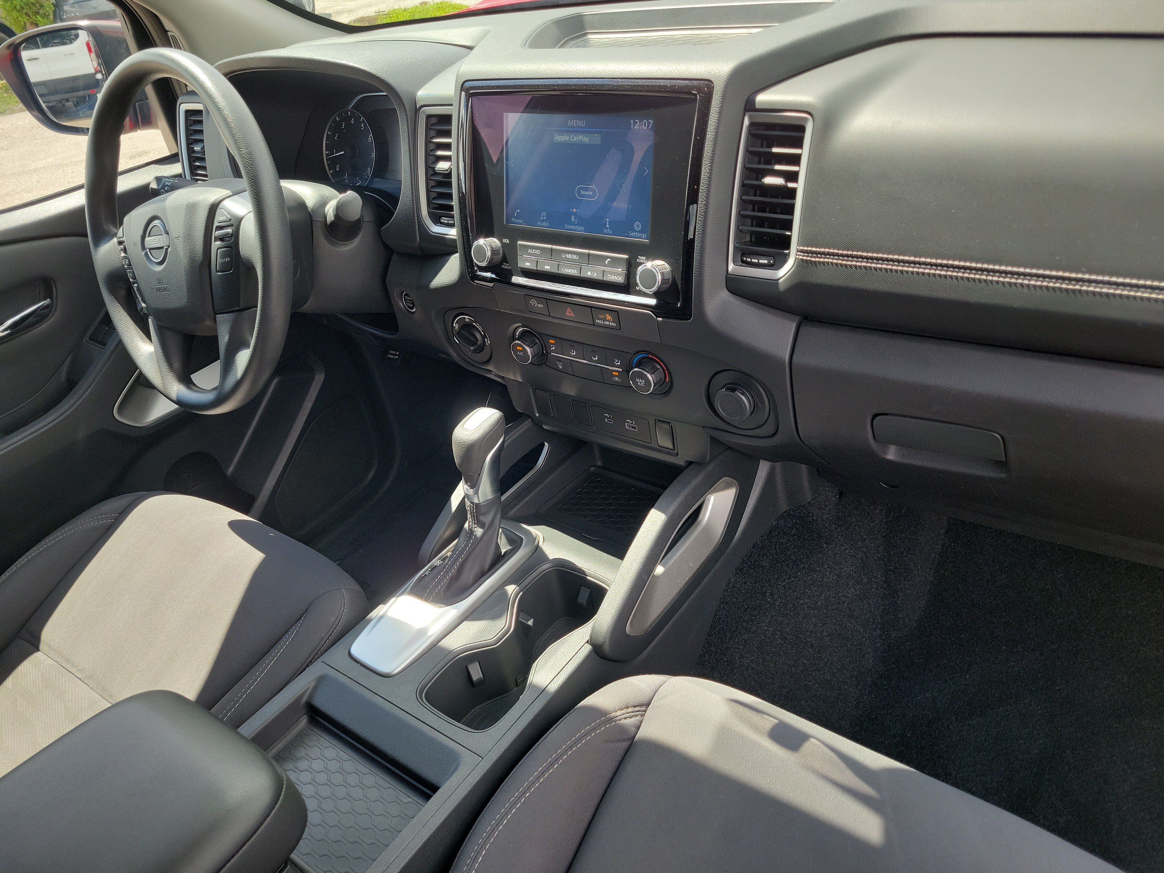 Used 2023 Nissan Frontier SV AWD/4WD image 16