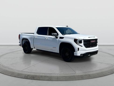 Used 2023 GMC Sierra 1500 Elevation AWD/4WD image 2
