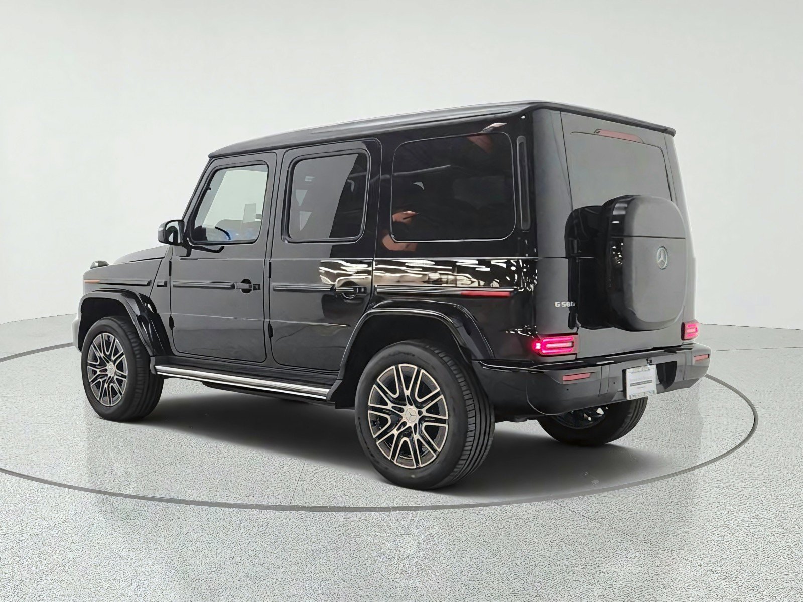 New 2027 Mercedes-Benz G 580 e image 7