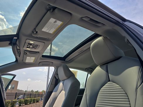 Used 2023 Toyota Camry SE w/ Audio Upgrade Package image 30