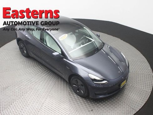 Used 2023 Tesla Model 3 Standard Range RWD image 3