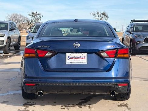 Used 2024 Nissan Altima 2.5 SR image 8