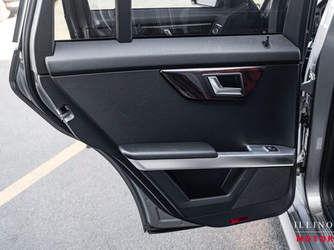 Used 2012 Mercedes-Benz GLK 350 4MATIC image 24