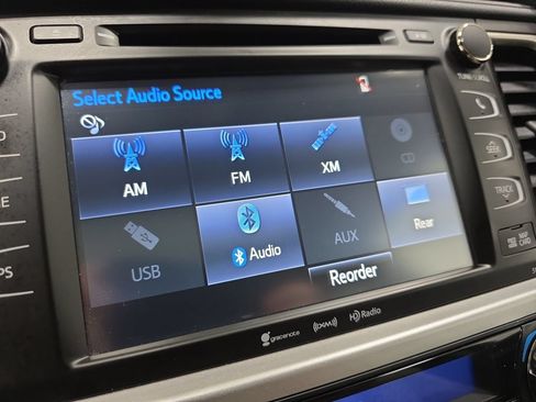 Used 2018 Toyota Highlander XLE w/ Protection Package #3 AWD/4WD image 21