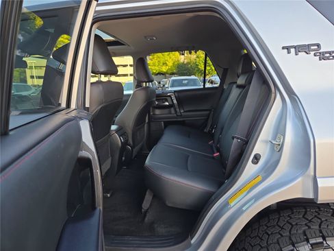 Used 2024 Toyota 4Runner TRD Off-Road Premium w/ Off Road Premium Plus Package AWD/4WD image 24