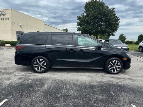 Used 2025 Honda Odyssey EX-L image 8