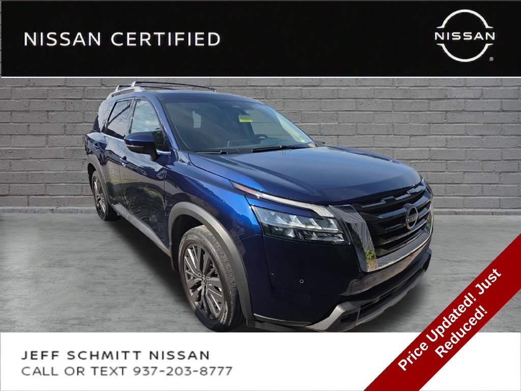 Certified 2025 Nissan Pathfinder SL w/ SL Premium Package FWD image 1