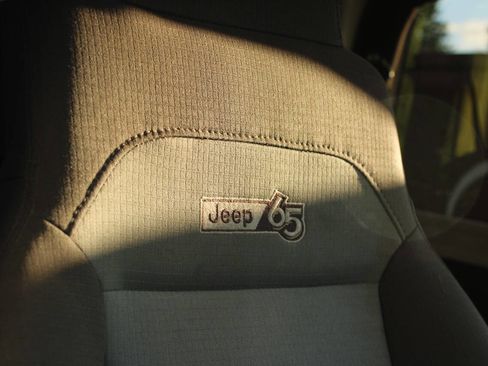 Used 2006 Jeep Wrangler X w/ Jeep 65th Anniversary Edition image 12