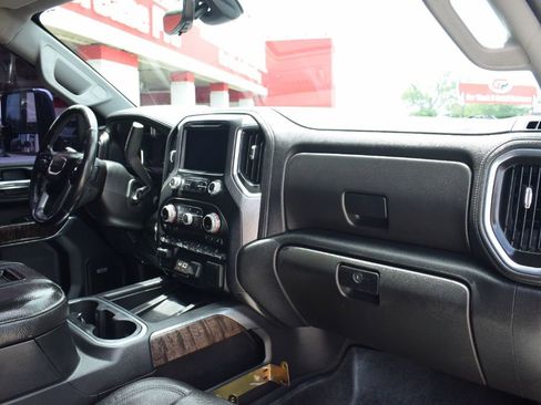 Used 2020 GMC Sierra 2500 Denali w/ Denali Ultimate Package AWD/4WD image 14