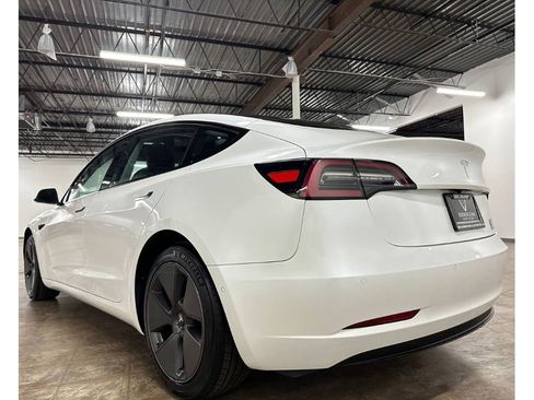 Used 2022 Tesla Model 3 Long Range AWD/4WD image 18