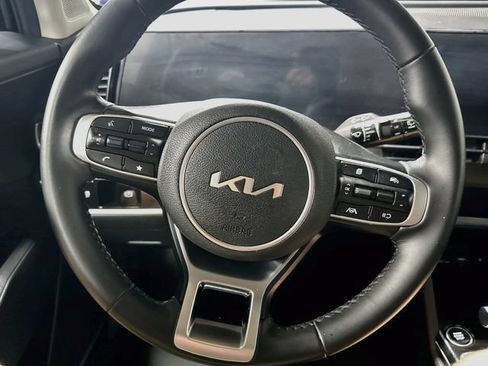 Used 2024 Kia Sportage EX AWD/4WD image 18
