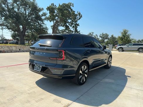 Certified 2025 Volvo EX90 Ultra image 6