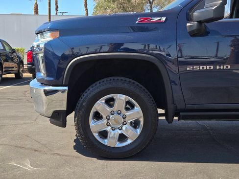 Used 2022 Chevrolet Silverado 2500 LTZ w/ LTZ Plus Package AWD/4WD image 9