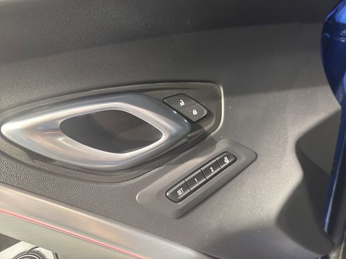 Used 2022 Chevrolet Camaro ZL1 image 17