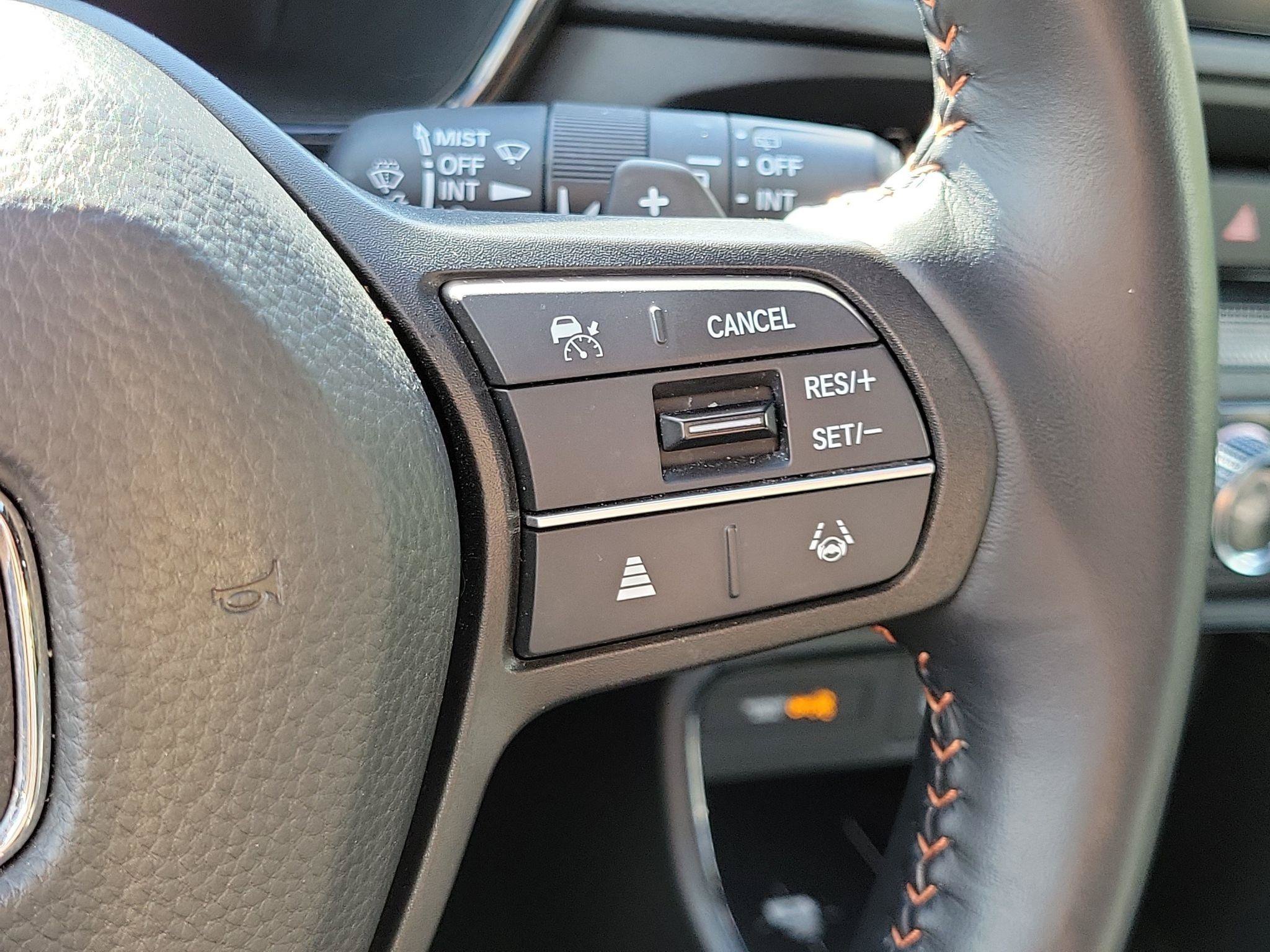 Used 2025 Honda CR-V Sport-L image 13