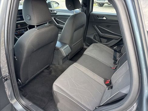 Used 2025 Volkswagen Jetta Sport image 11