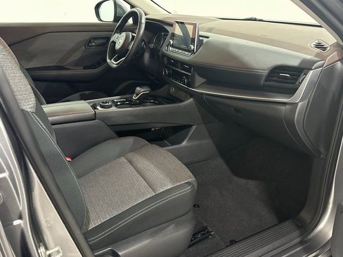 Used 2021 Nissan Rogue S image 22