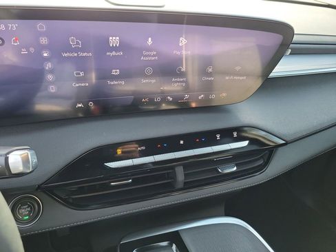 Used 2026 Buick Enclave Preferred image 13