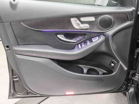 Certified 2022 Mercedes-Benz GLC 300 image 24