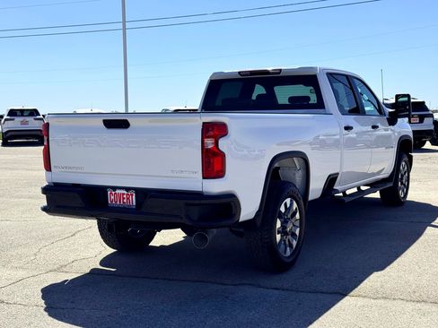 Used 2025 Chevrolet Silverado 2500 Custom w/ Custom Value Package image 7