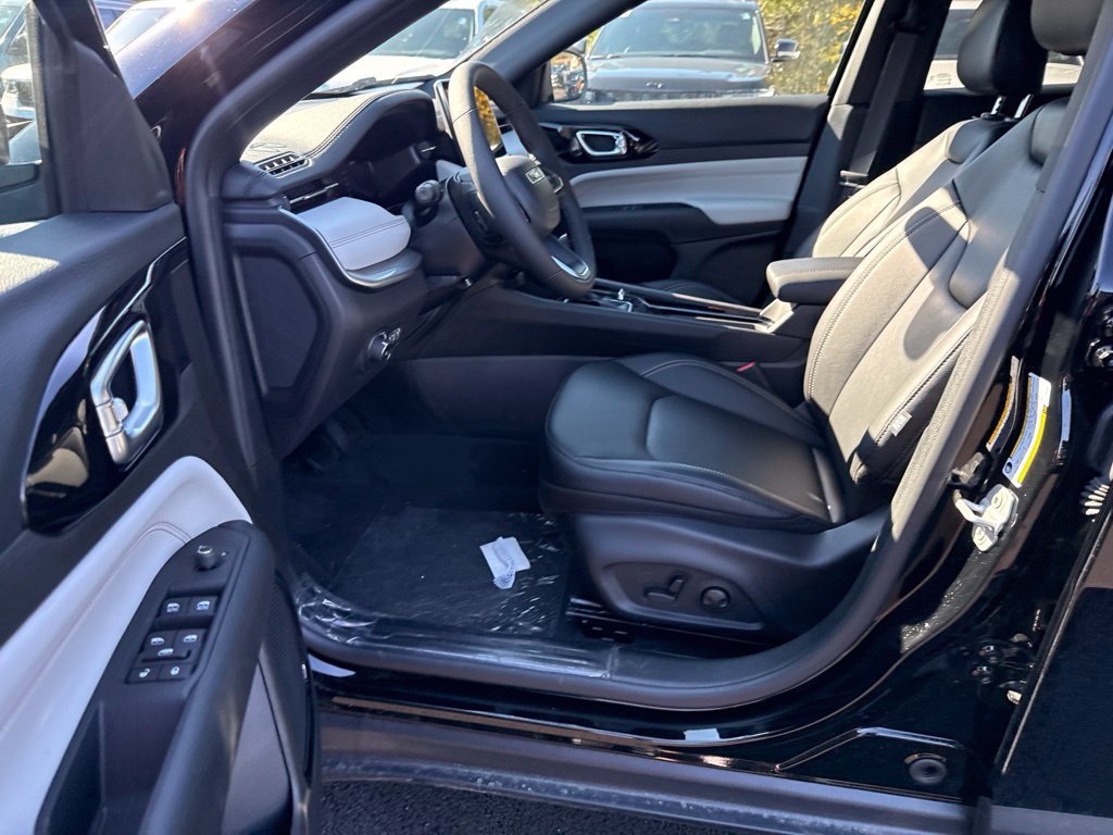 New 2026 Jeep Compass Limited AWD/4WD image 16