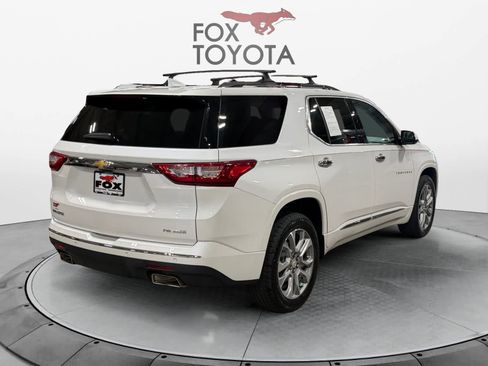 Used 2020 Chevrolet Traverse Premier FWD image 6