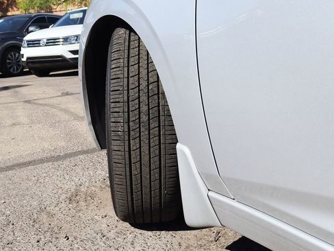 Used 2021 Nissan Sentra SV image 6