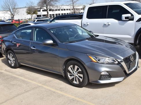 Used 2020 Nissan Altima 2.5 S image 4