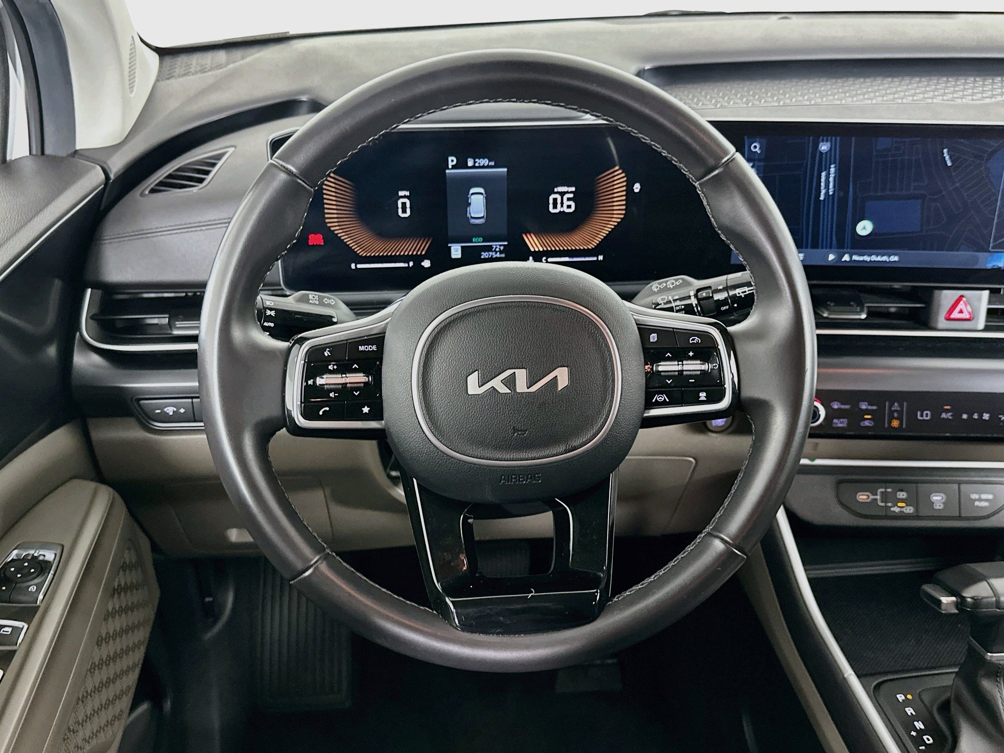 Used 2026 Kia Carnival FWD image 18