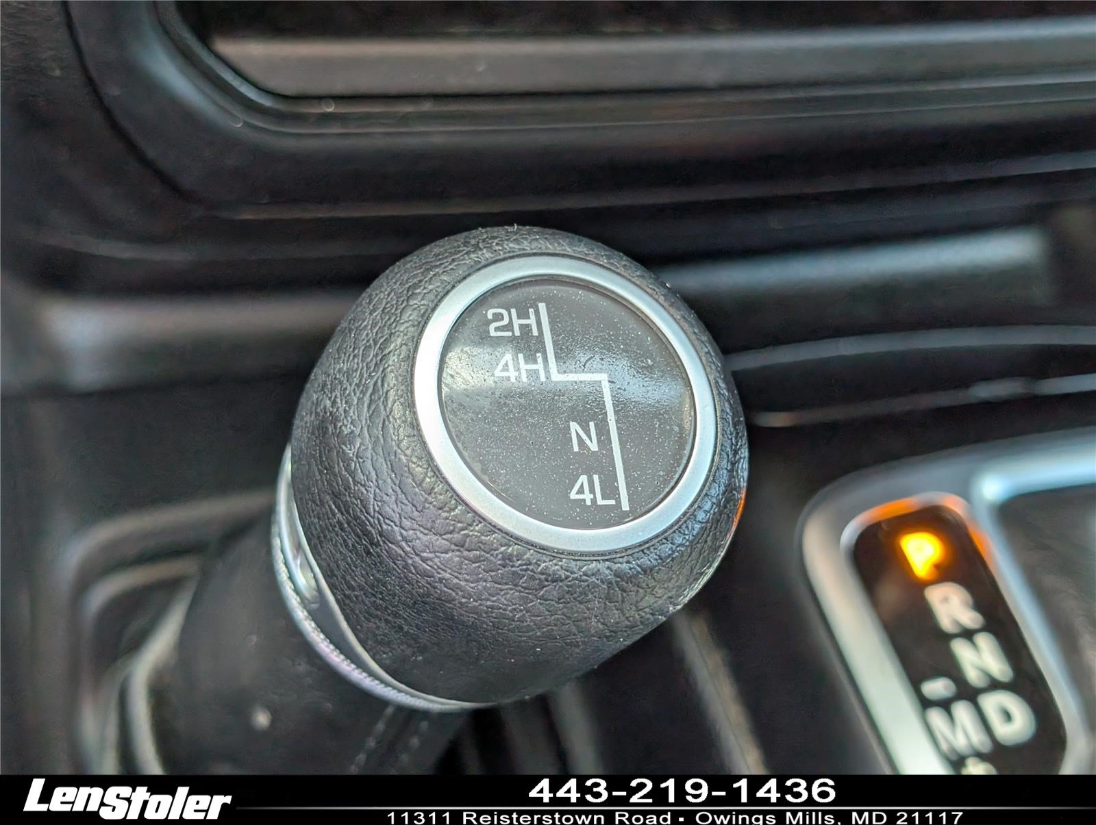 Used 2018 Jeep Wrangler Sport AWD/4WD image 25