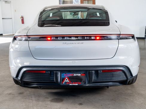 Used 2021 Porsche Taycan 4S image 7