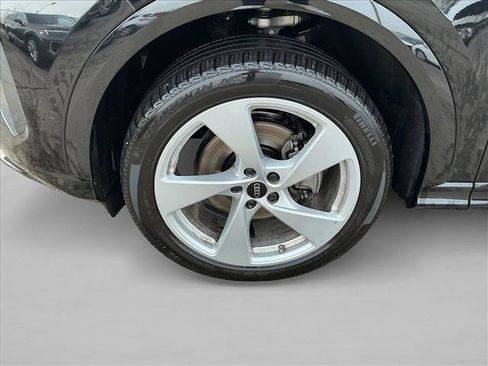 Used 2025 Audi Q5 Premium Plus w/ Premium Plus image 9
