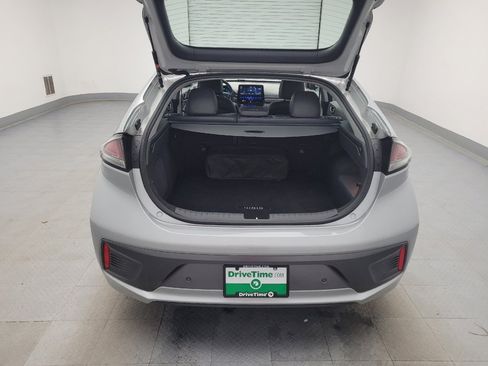 Used 2020 Hyundai Ioniq Limited image 29
