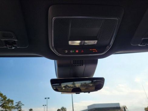 New 2025 GMC Sierra EV Denali image 21