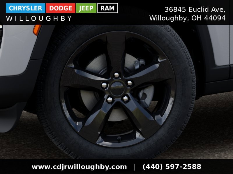 New 2025 Jeep Grand Cherokee Limited w/ Black Appearance Package AWD/4WD image 9