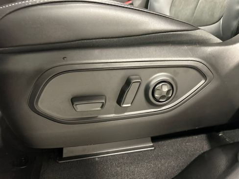 New 2026 Jeep Grand Cherokee Altitude AWD/4WD image 16